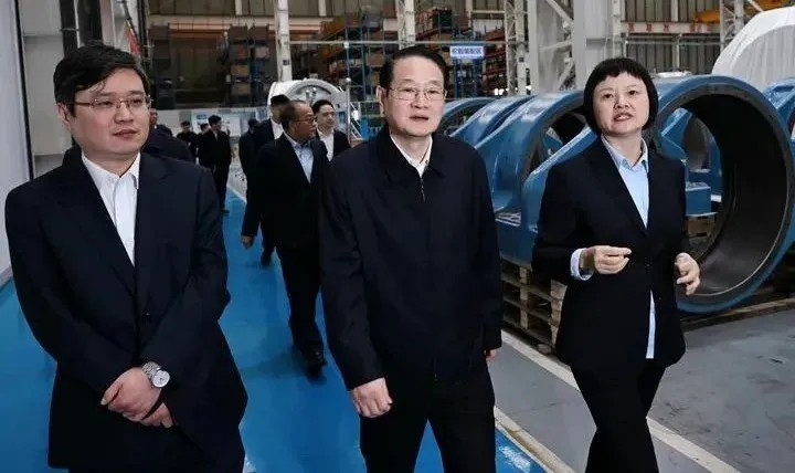 浙江省委书记易炼红调研德赢股份临平制造基地